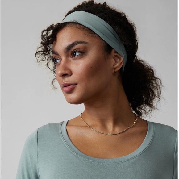 (3) Athleta: Vital Headband in Powervita - Picture 3 of 5